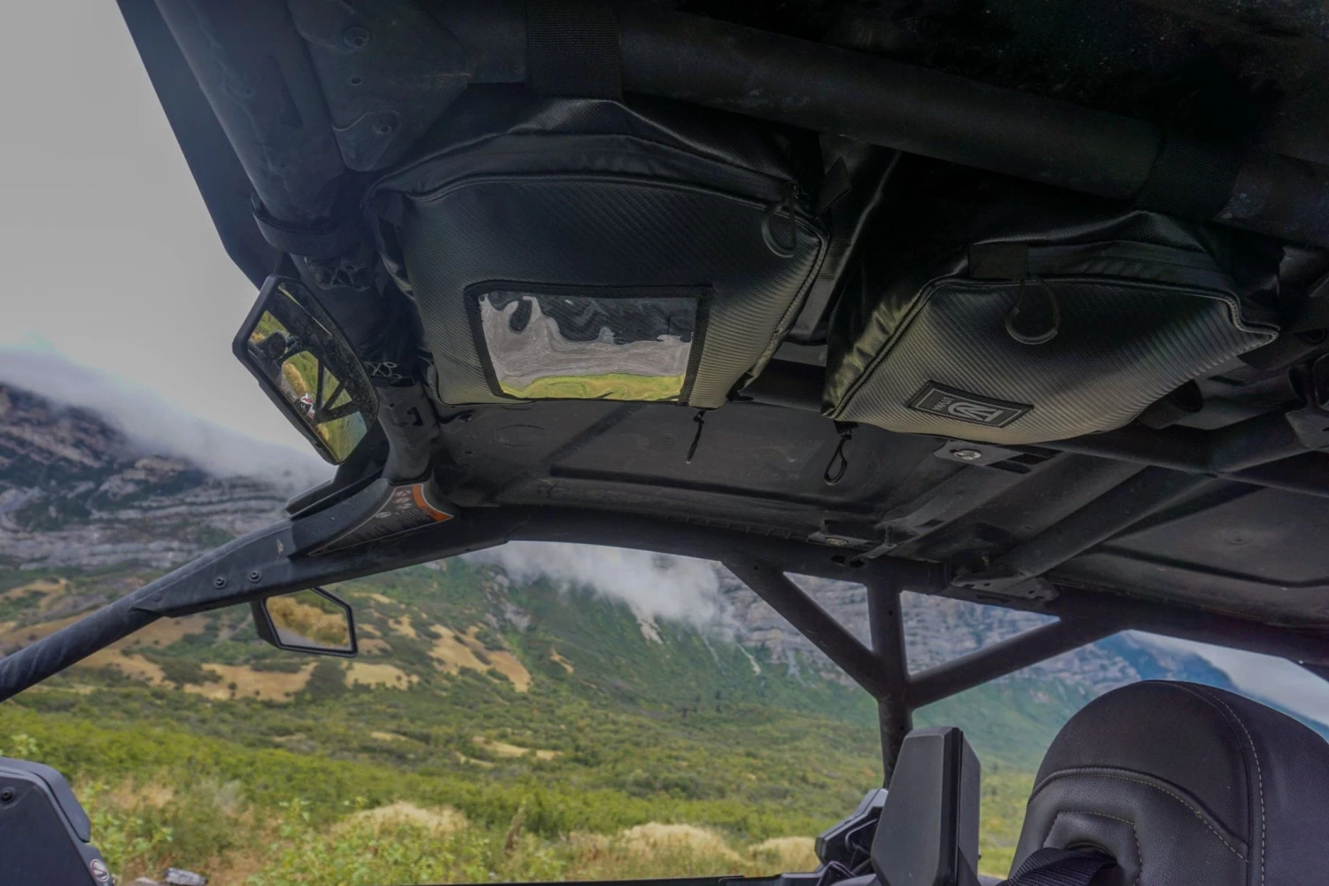 UTVMA Maverick X3 Center Roof Bag - Image 3